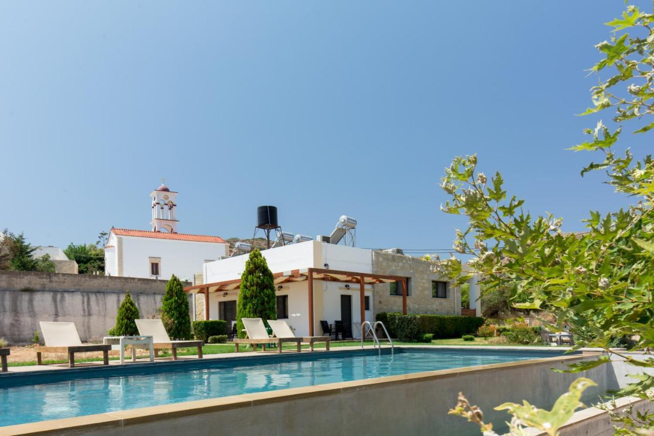 Agarathos Traditional Rooms - Pool - Kaliviani -On The Road To Balos ภายนอก รูปภาพ