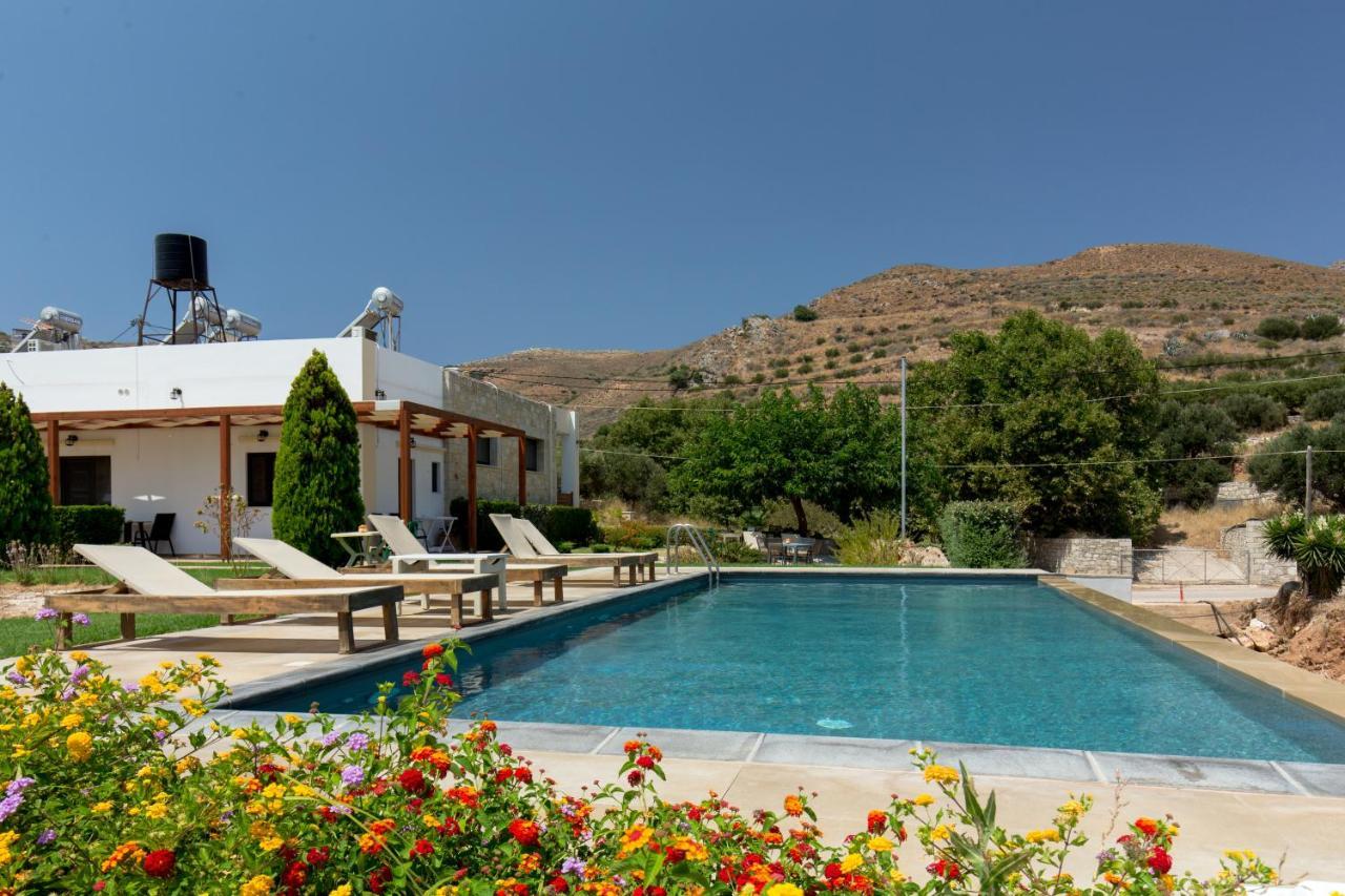 Agarathos Traditional Rooms - Pool - Kaliviani -On The Road To Balos ภายนอก รูปภาพ