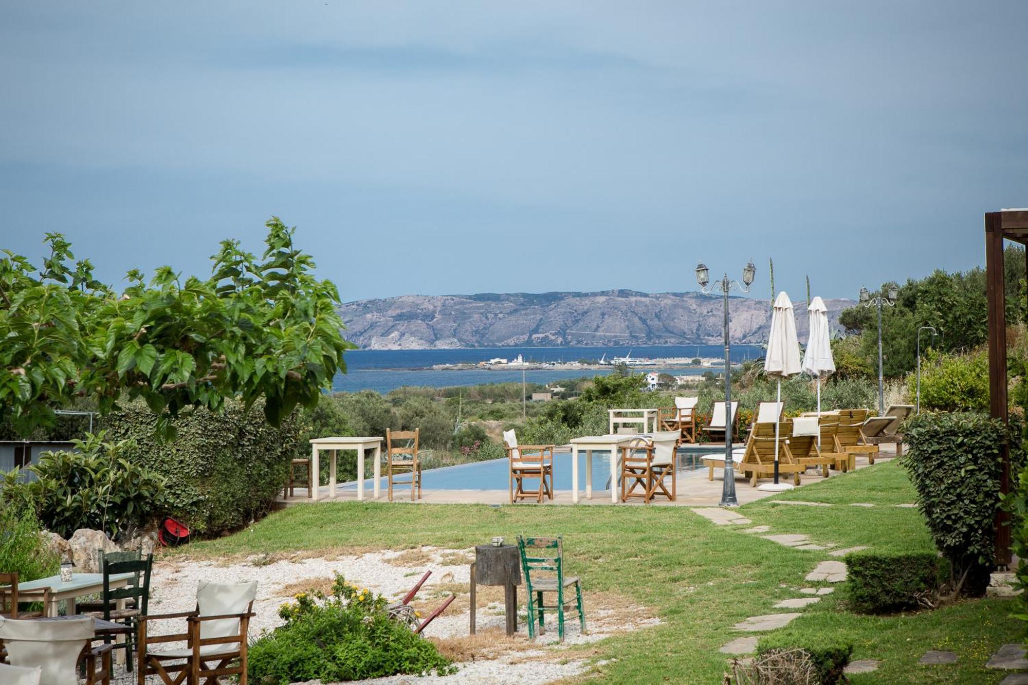Agarathos Traditional Rooms - Pool - Kaliviani -On The Road To Balos ภายนอก รูปภาพ