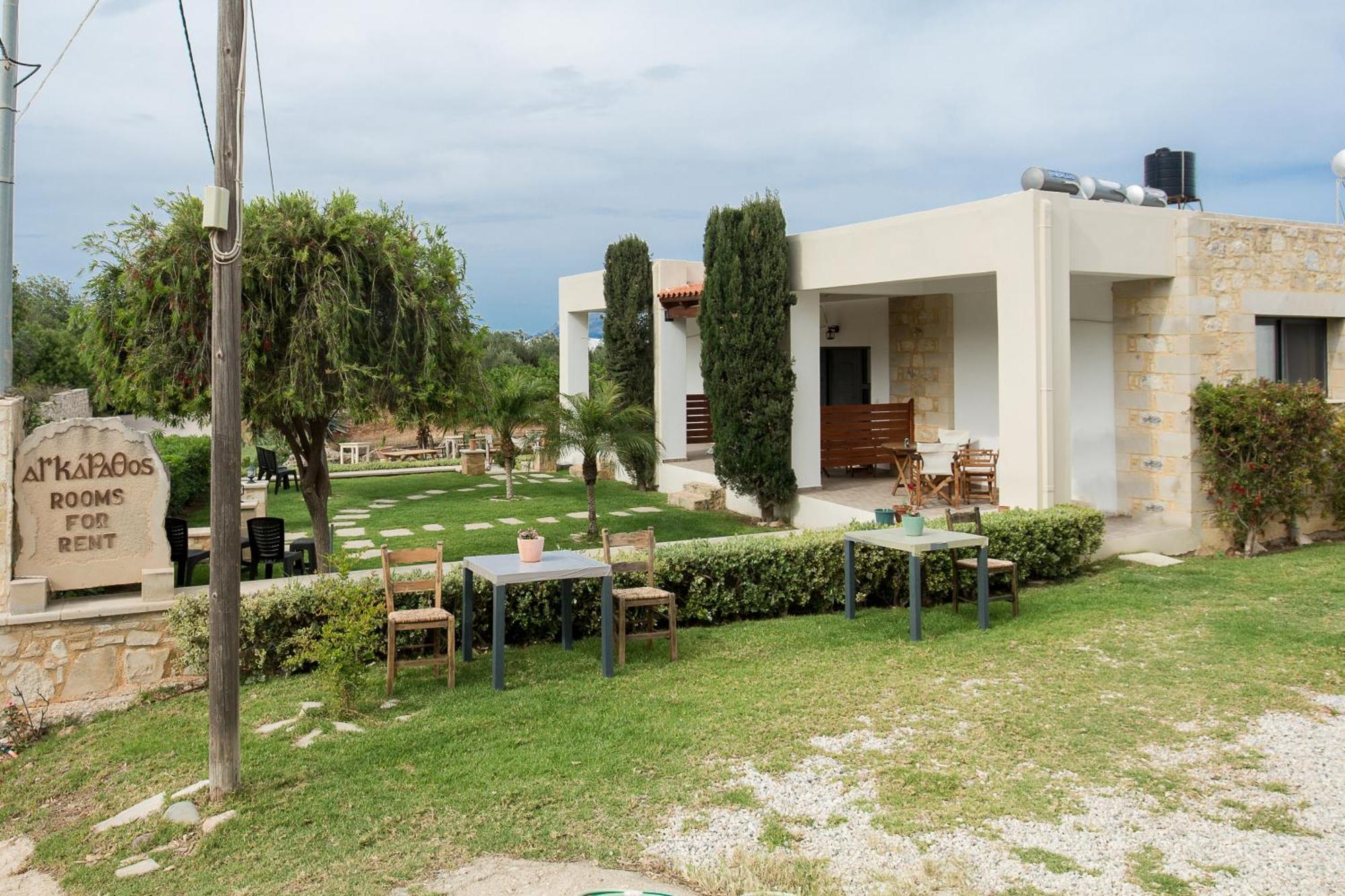 Agarathos Traditional Rooms - Pool - Kaliviani -On The Road To Balos ภายนอก รูปภาพ