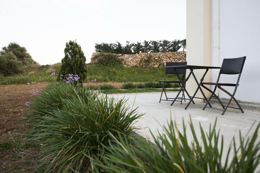 Agarathos Traditional Rooms - Pool - Kaliviani -On The Road To Balos ภายนอก รูปภาพ