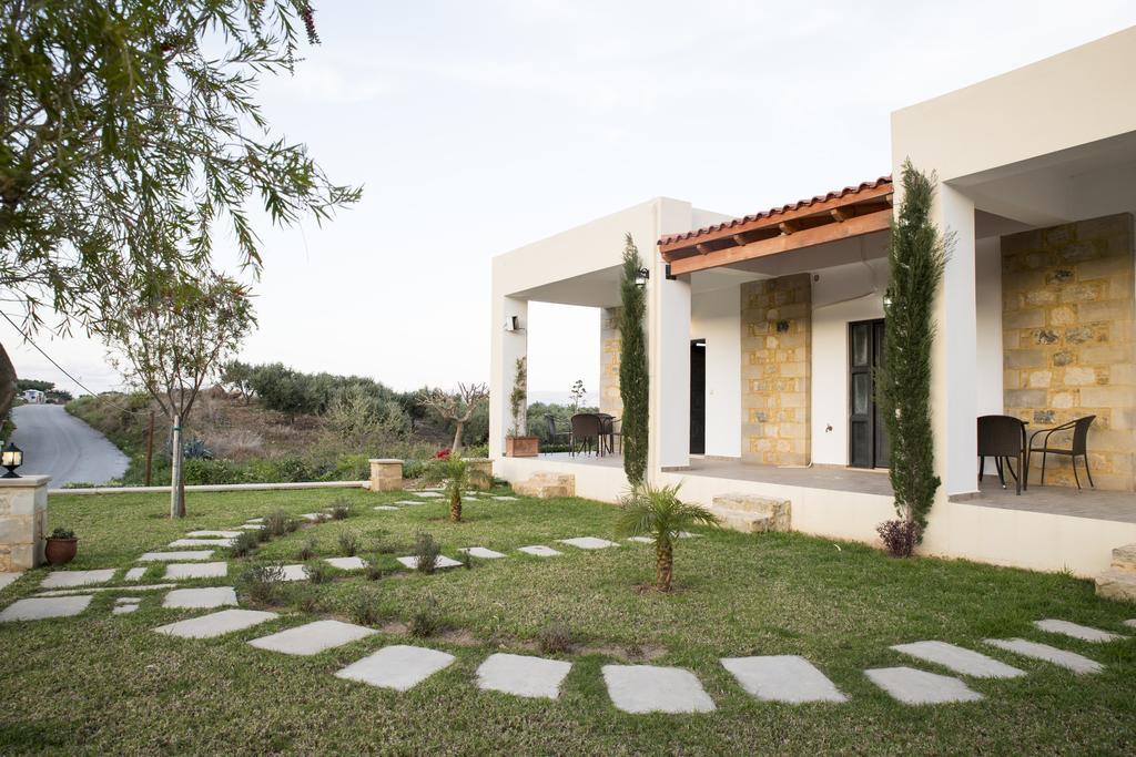 Agarathos Traditional Rooms - Pool - Kaliviani -On The Road To Balos ภายนอก รูปภาพ