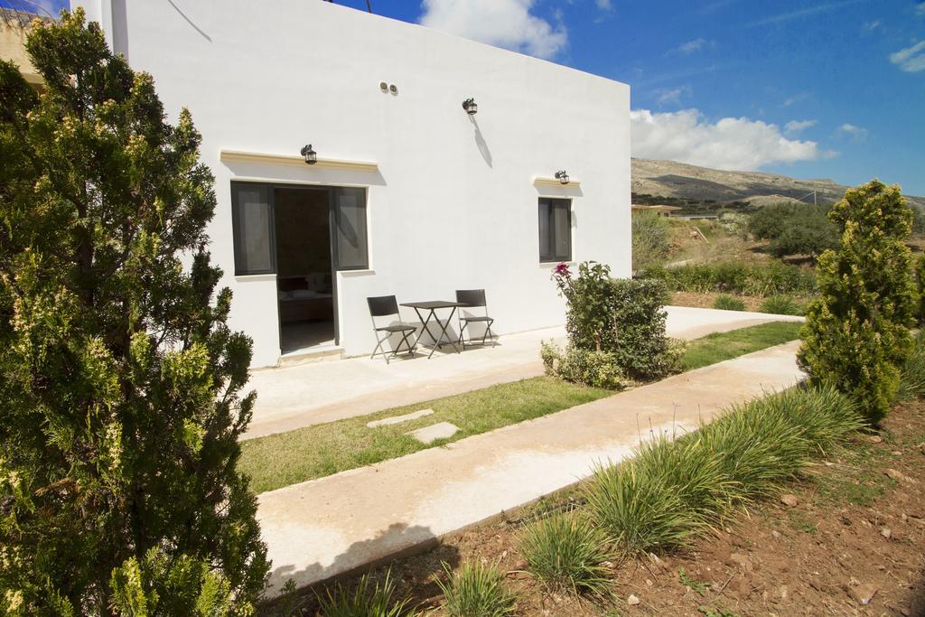 Agarathos Traditional Rooms - Pool - Kaliviani -On The Road To Balos ภายนอก รูปภาพ