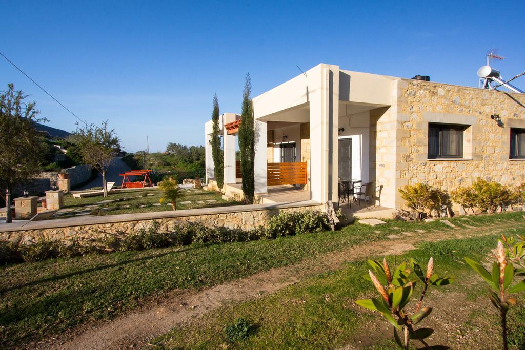 Agarathos Traditional Rooms - Pool - Kaliviani -On The Road To Balos ภายนอก รูปภาพ